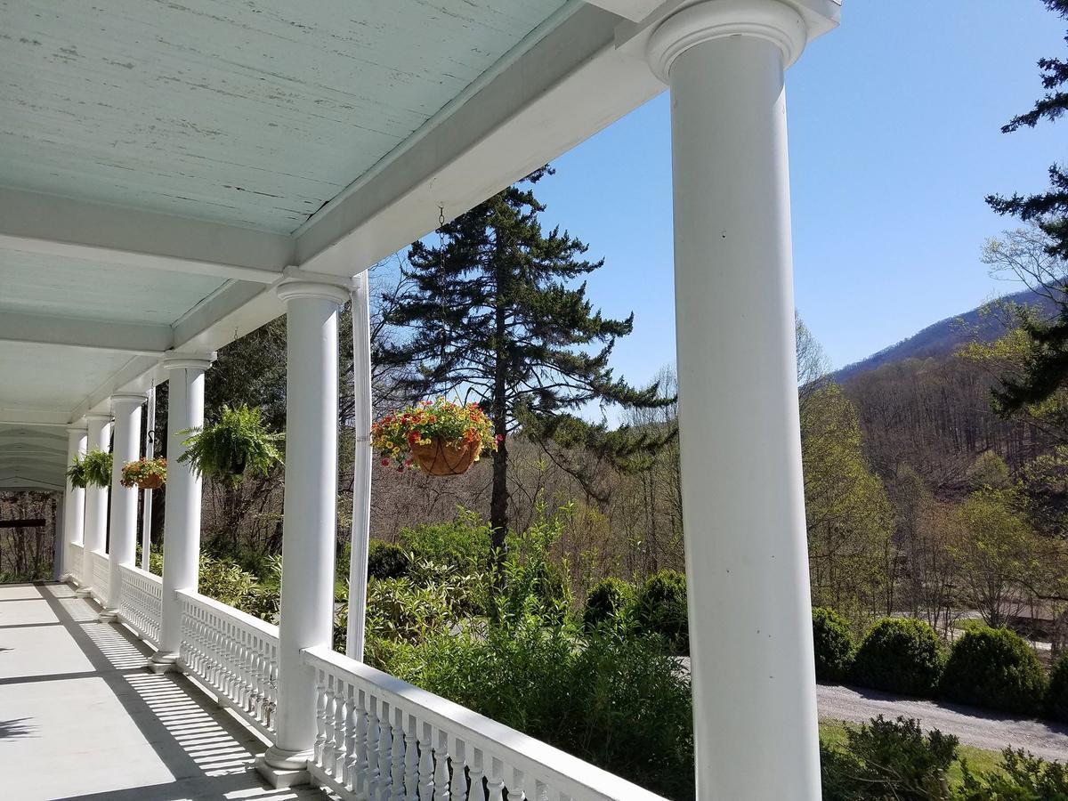 Grand Old Lady Hotel Waynesville Exteriér fotografie